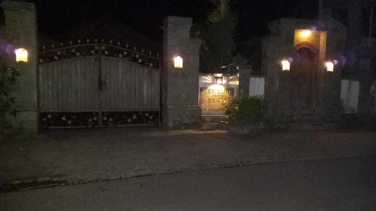 Jemeluk Beach Bungalows Амед Екстер'єр фото